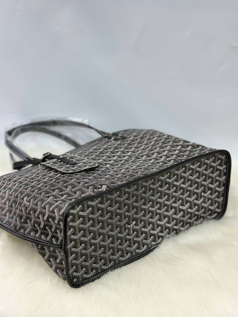 Goyard Anjou PM Bag