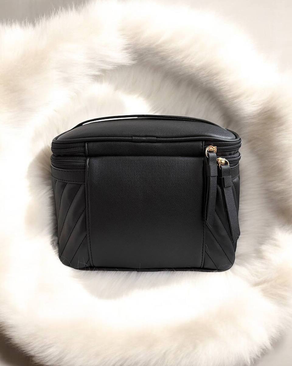 Victoria’s Secret Büyük Makyaj Çantası