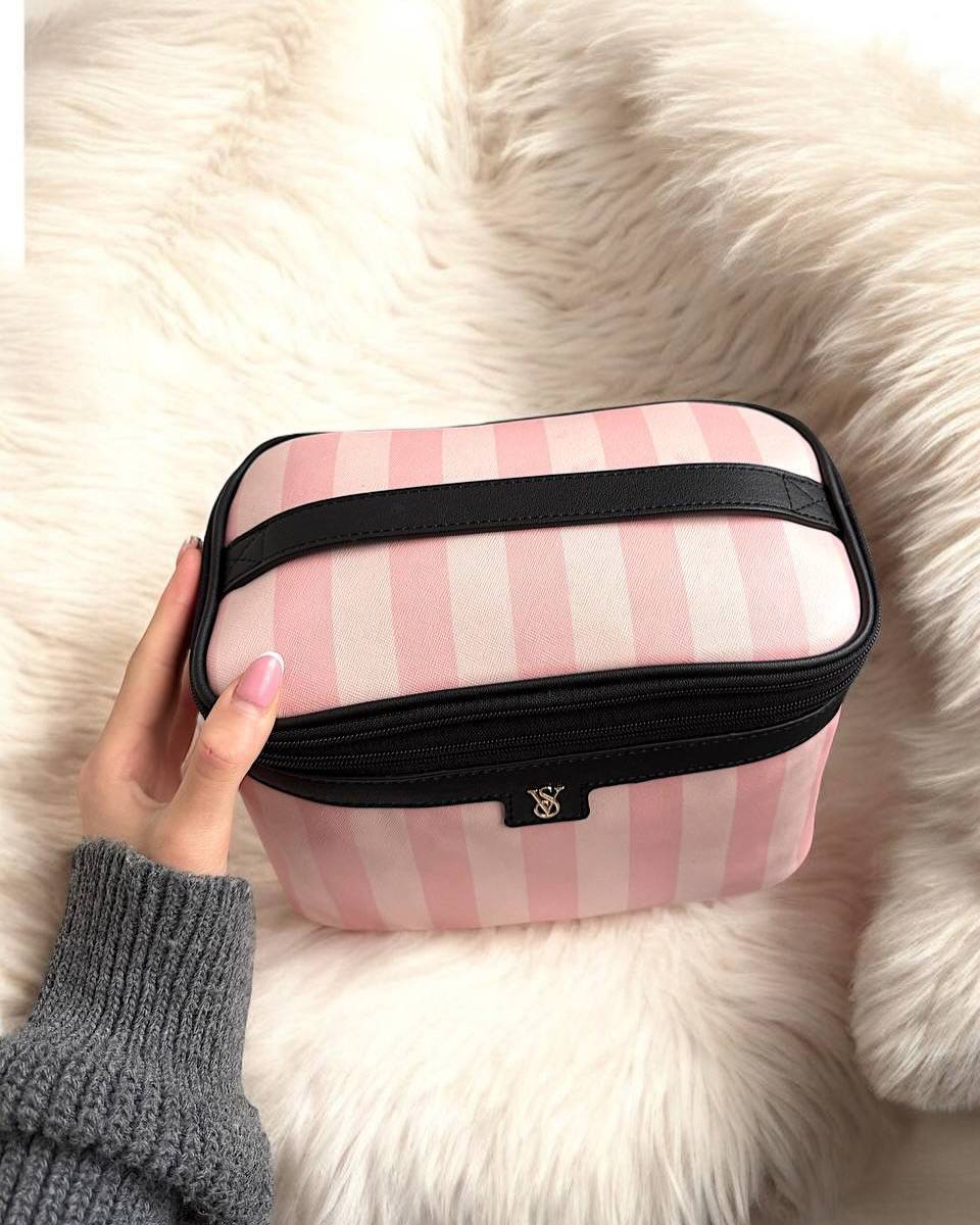 Victoria’s Secret Büyük Makyaj Çantası