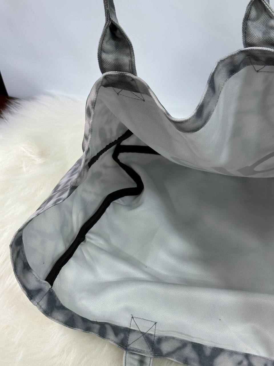 Alo Yoga Iconic Shopper Tote