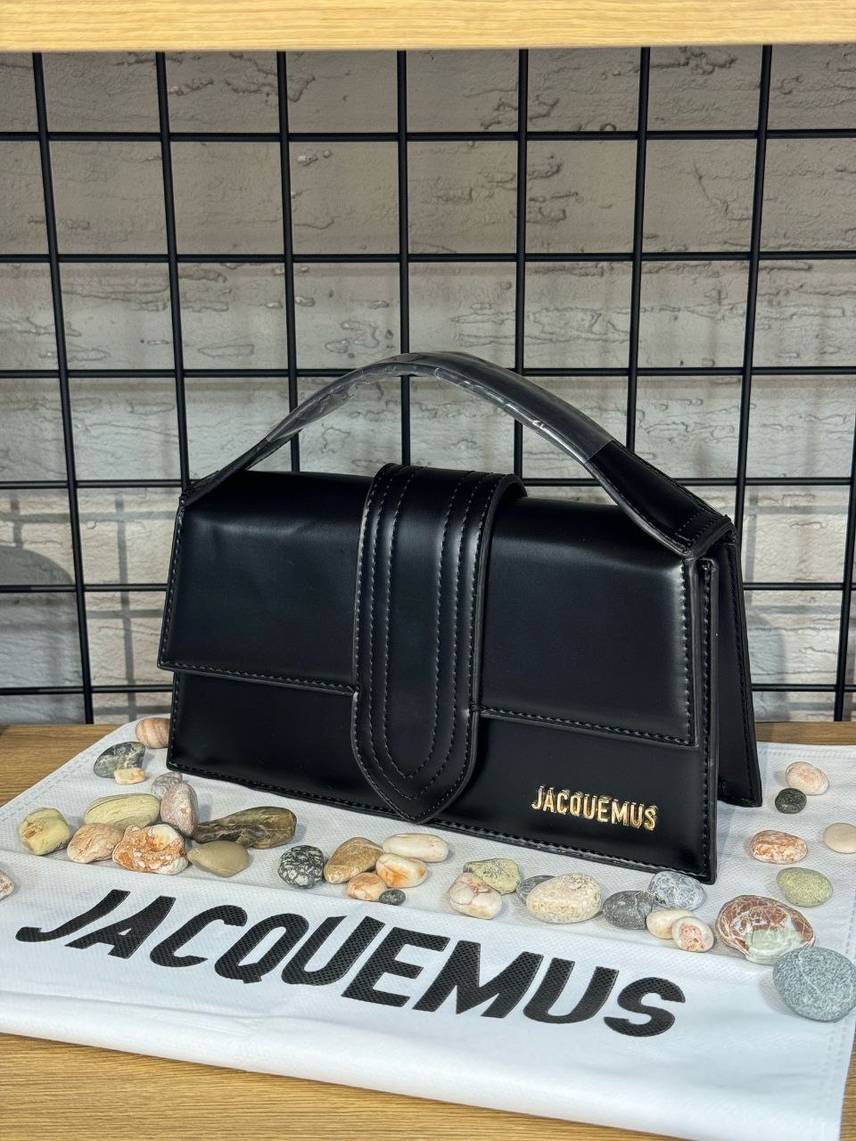 Jacquemus Le Bambino