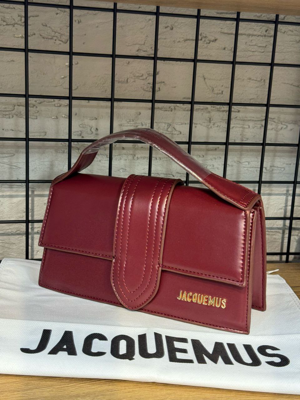 Jacquemus Le Bambino