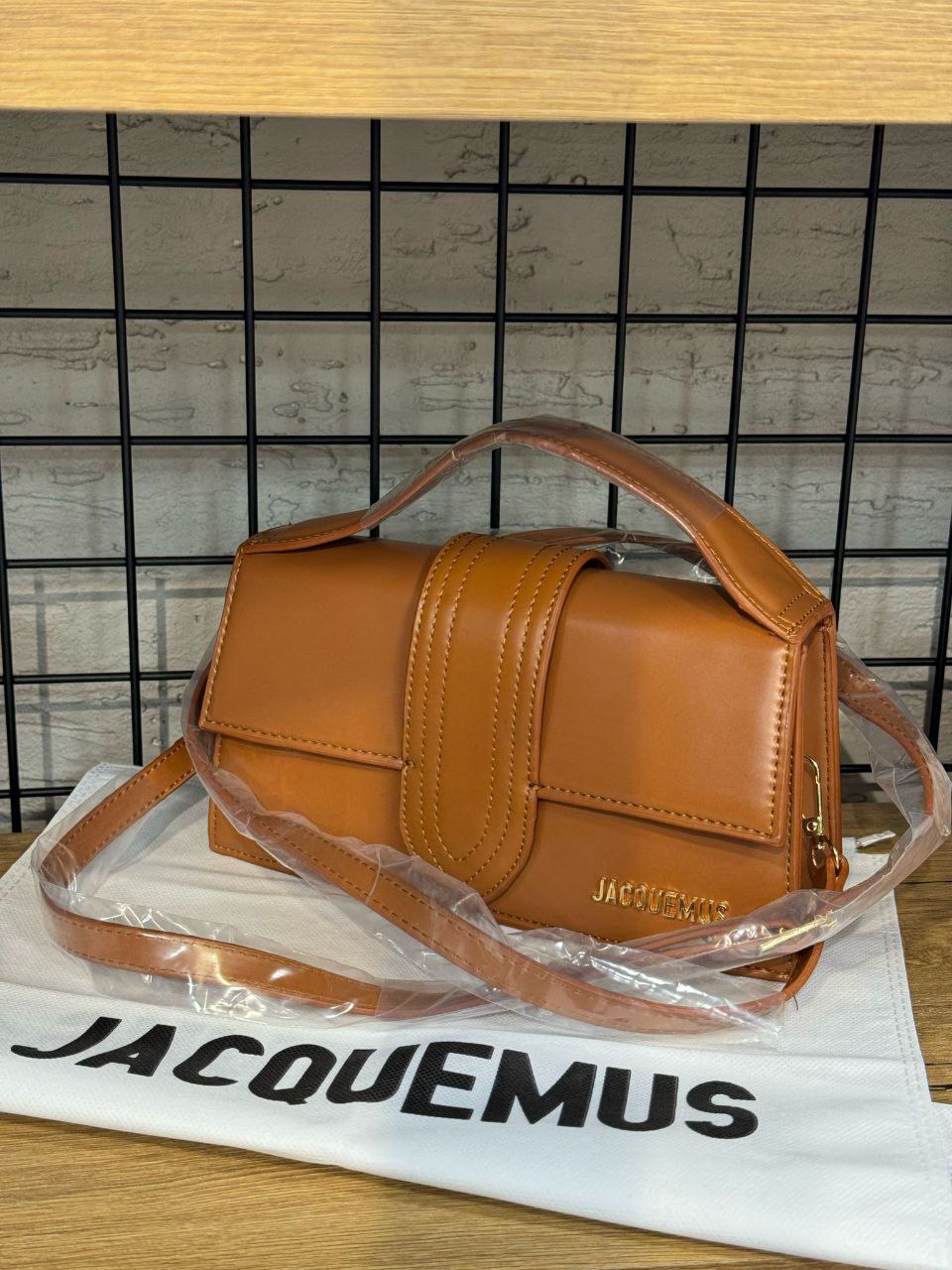 Jacquemus Le Bambino
