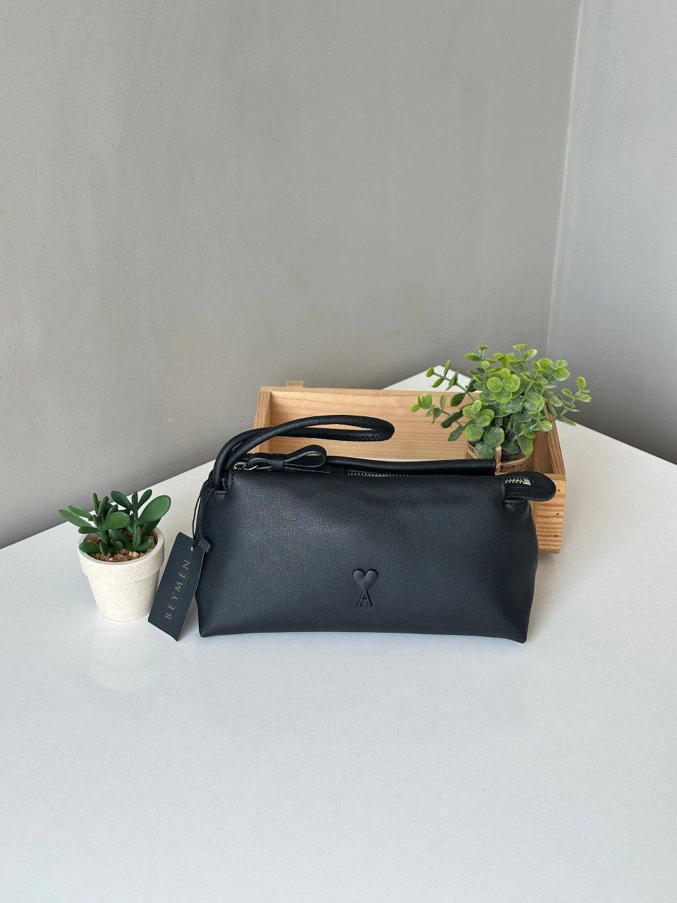 Ami Paris Voulez-Vous Pouch / Clutch